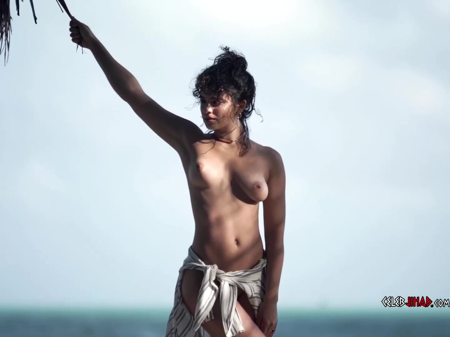 Nina Drama Naked Shows Off Her Hot Body
