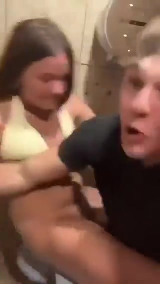Journey Price – Kansas Bar Girl Video Is So Hot