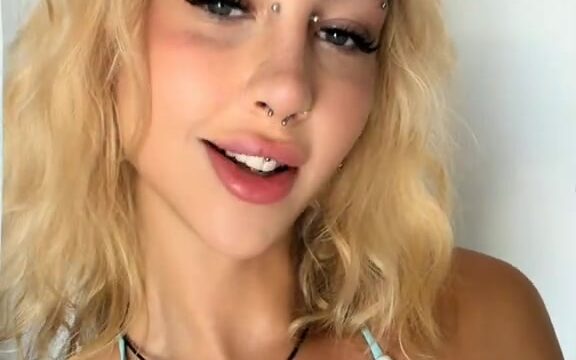 Cil Sura Aka Badmancils Nude Shows Off Her Big Tits